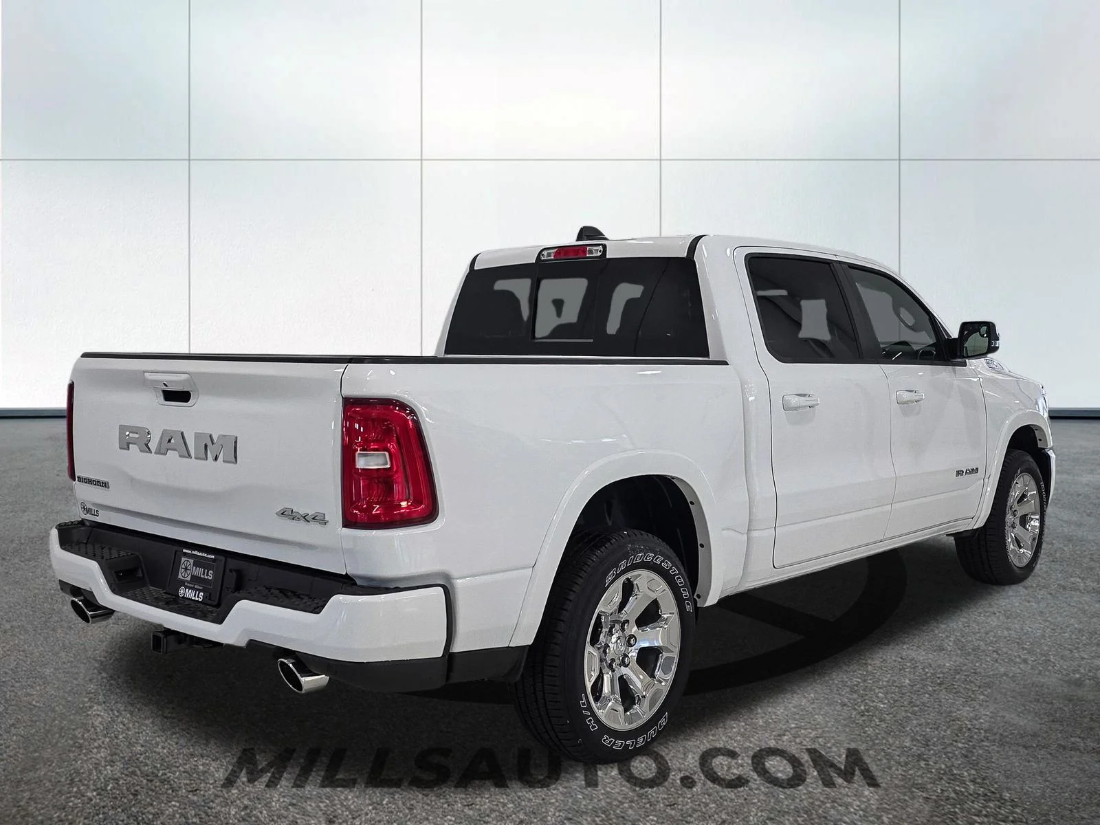 New 2026 Bright White Clear-Coat Exterior Paint RAM Big Horn/Lone Star image 8