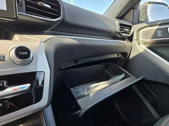 Used 2022 White Metallic Ford Timberline image 12