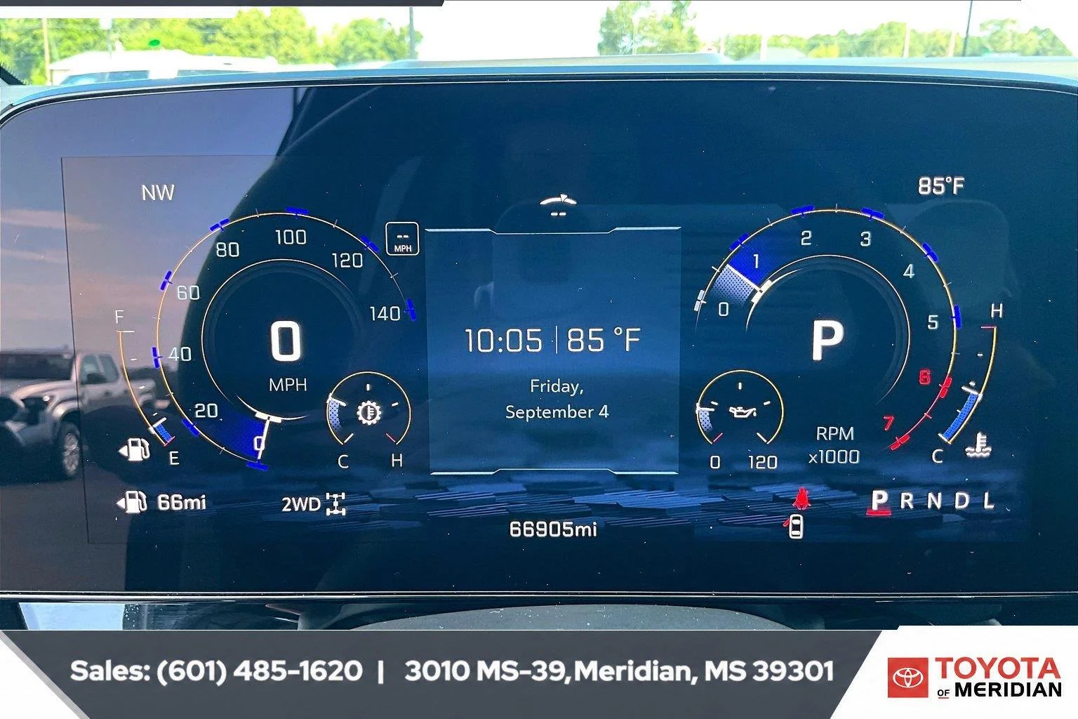 Used 2025 Sterling Gray Metallic Chevrolet LT image 14