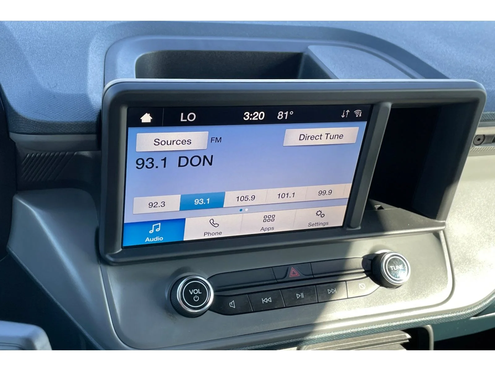 Used 2024 Carbonized Gray Metallic Ford XL image 23