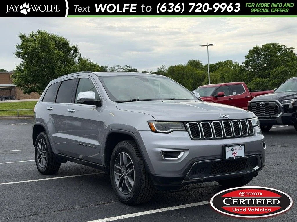 2017 Jeep Grand Cherokee Limited's photo