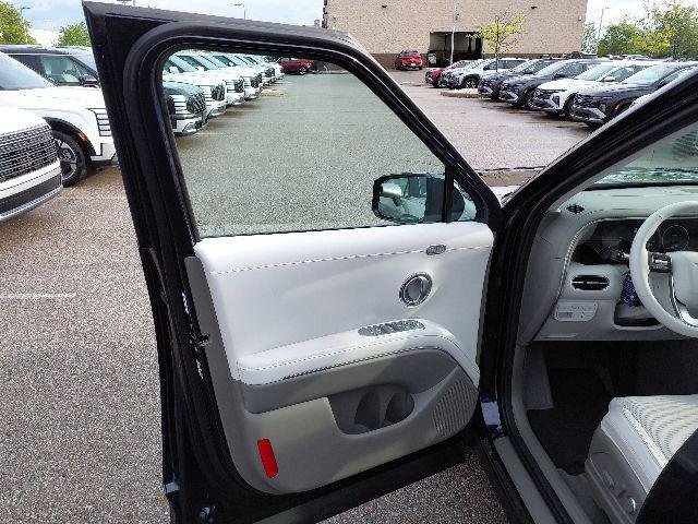 New 2026 Pacific Sapph Hyundai SEL Premium image 30
