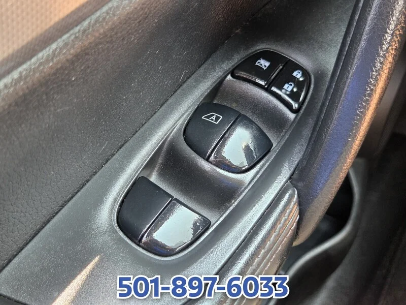 Used 2020 Magnetic Black Pearl NISSAN FWD SL image 25