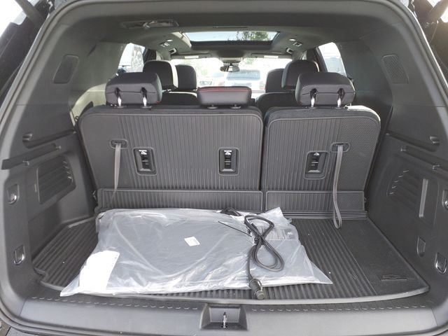 Used 2026 Black Chevrolet Z71 image 23