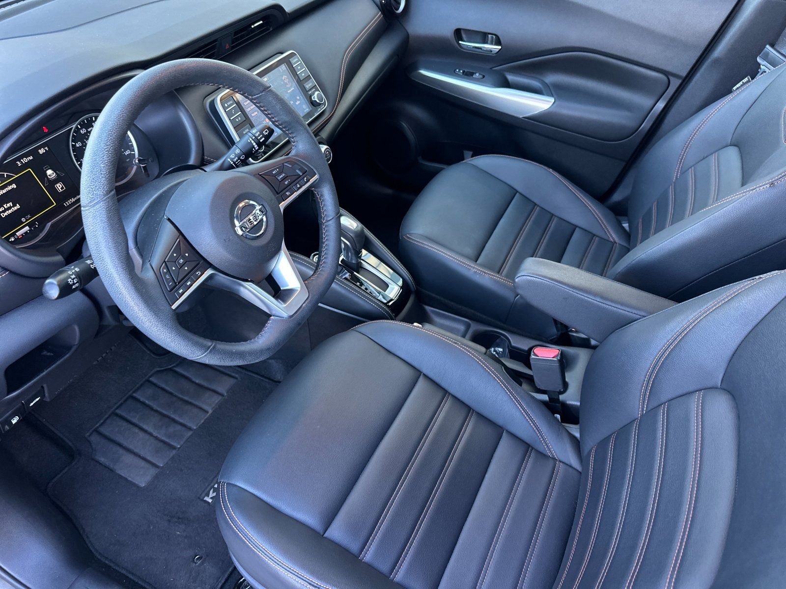 Used 2019 Gun Metallic Nissan SR image 9