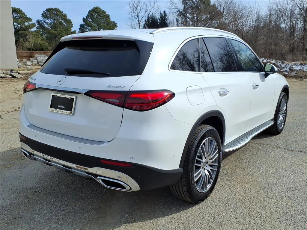New 2026 Polar White Mercedes-Benz GLC 300 image 39