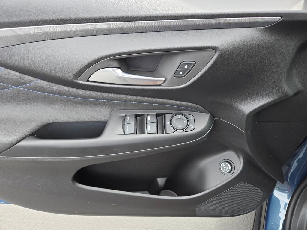 2026 Buick Envista Sport Touring - Photo 9