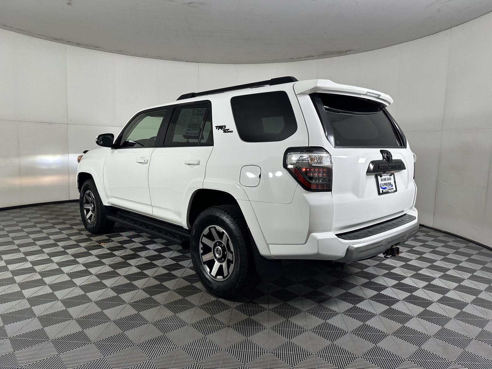 Used 2020 Super White Toyota TRD Off Road Premium image 17