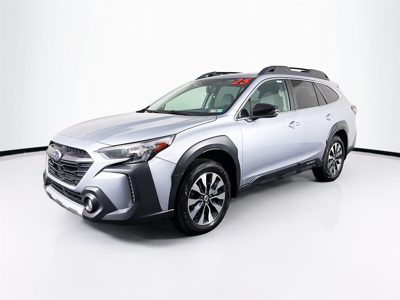 Used 2025 Ice Silver Metallic Subaru Limited image 7