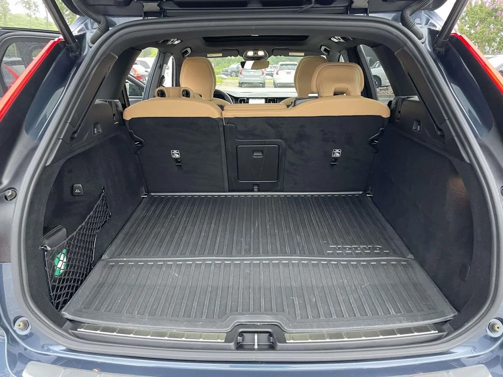 Certified Used 2024 Denim Blue Volvo Ultimate image 30