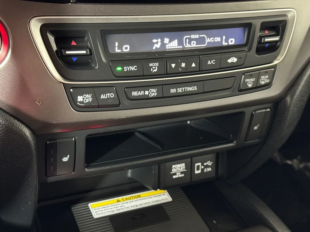 Used 2023 Gray Honda EX-L image 23