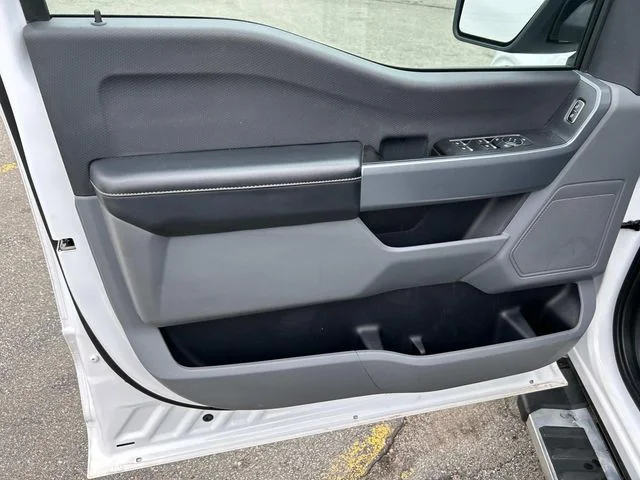 Used 2023 White Ford XLT image 7