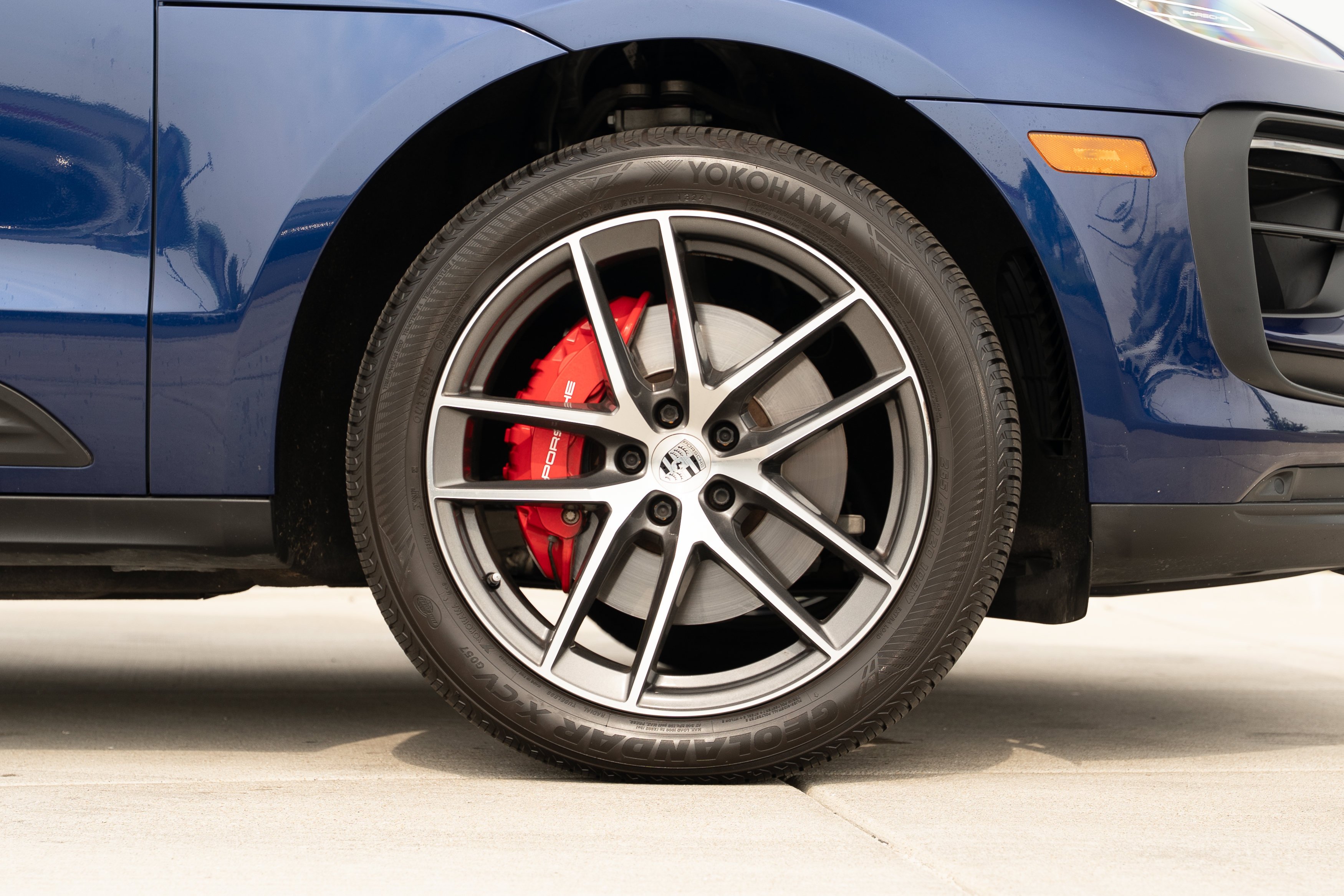Used 2022 Night Blue Metallic Porsche S image 30