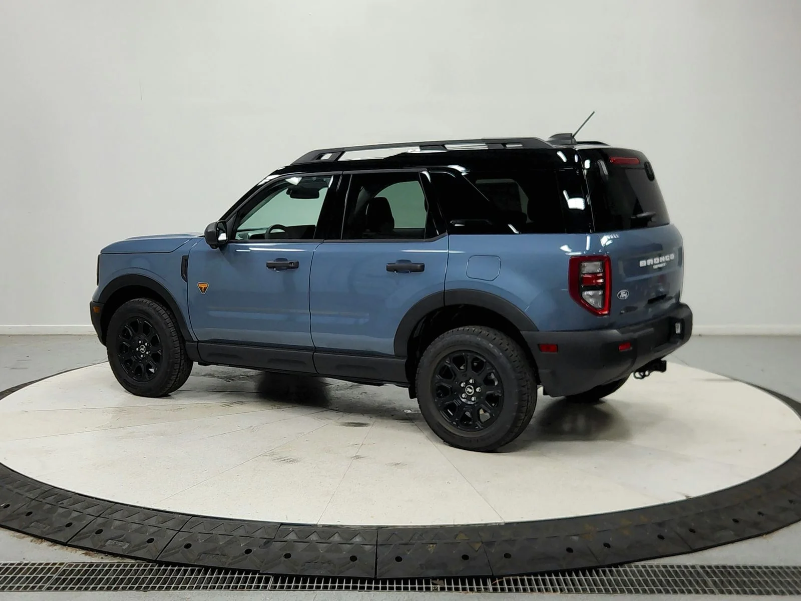 New 2026 Gray Ford Badlands image 6