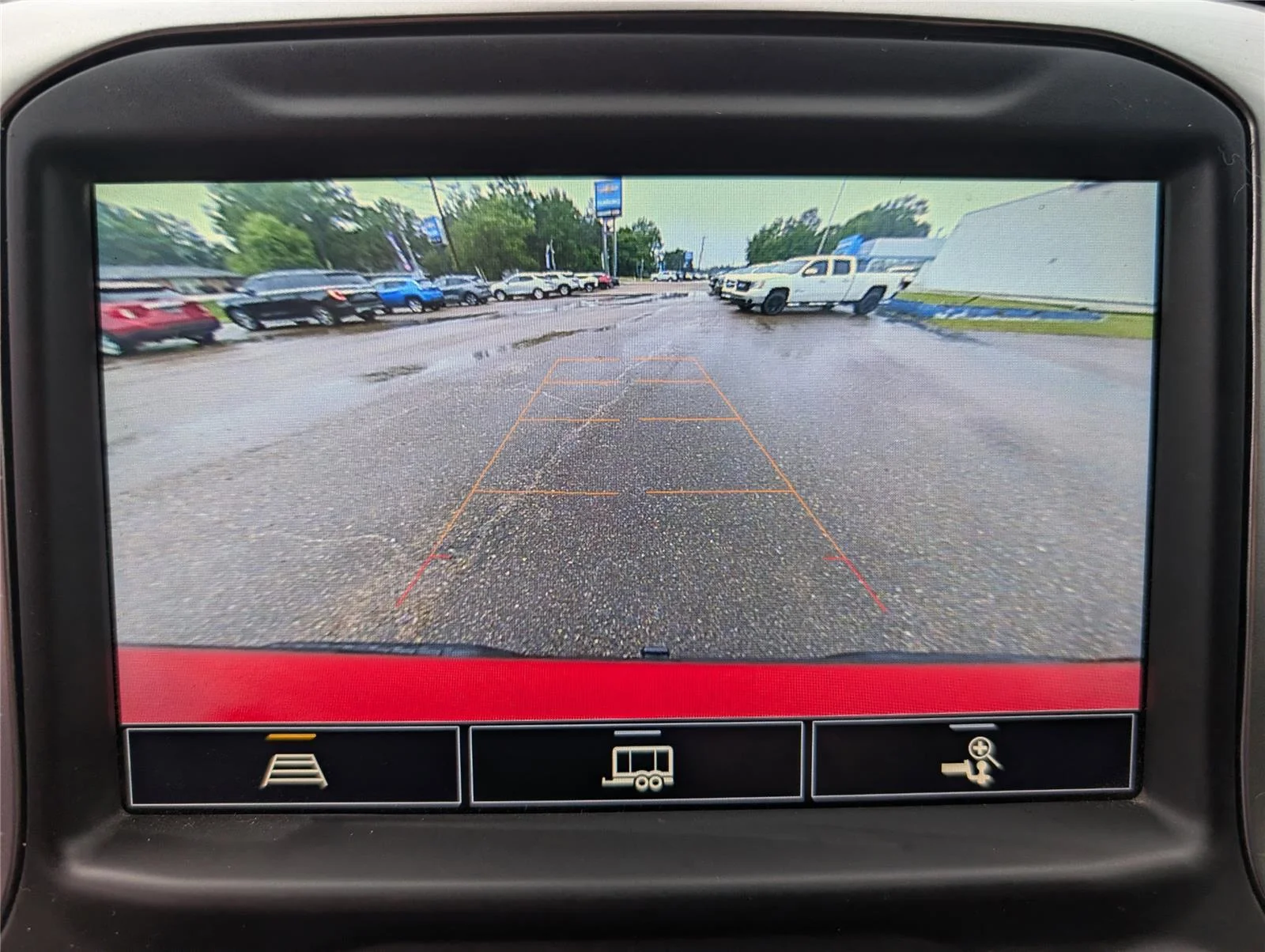 Used 2021 RED HOT Chevrolet LT Trail Boss image 20