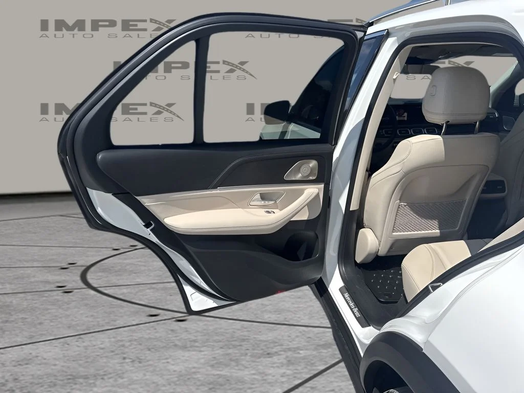 Used 2024 White Mercedes-Benz GLE 350 image 28