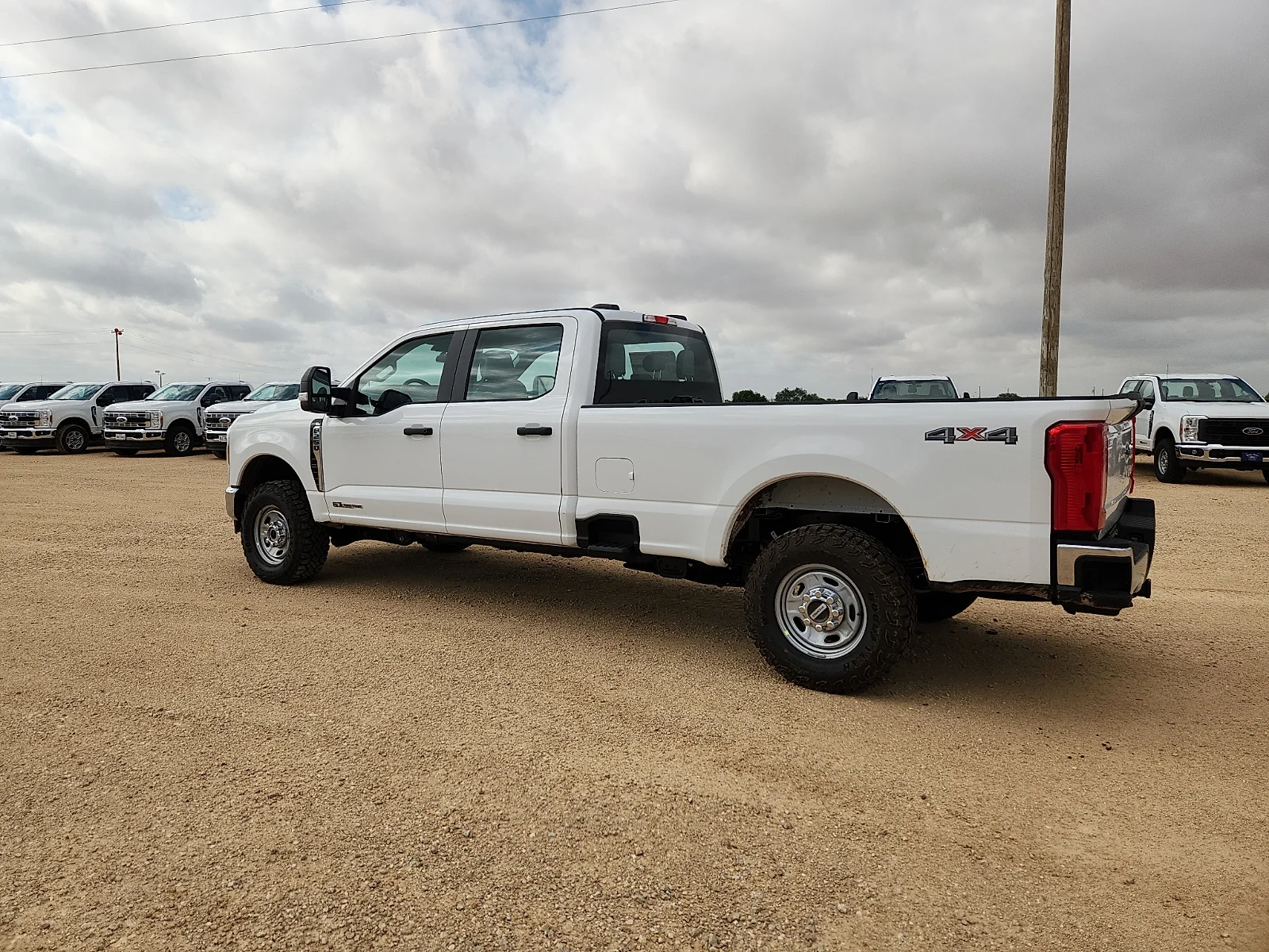 New 2026 Oxford White Ford F-250® XL image 4