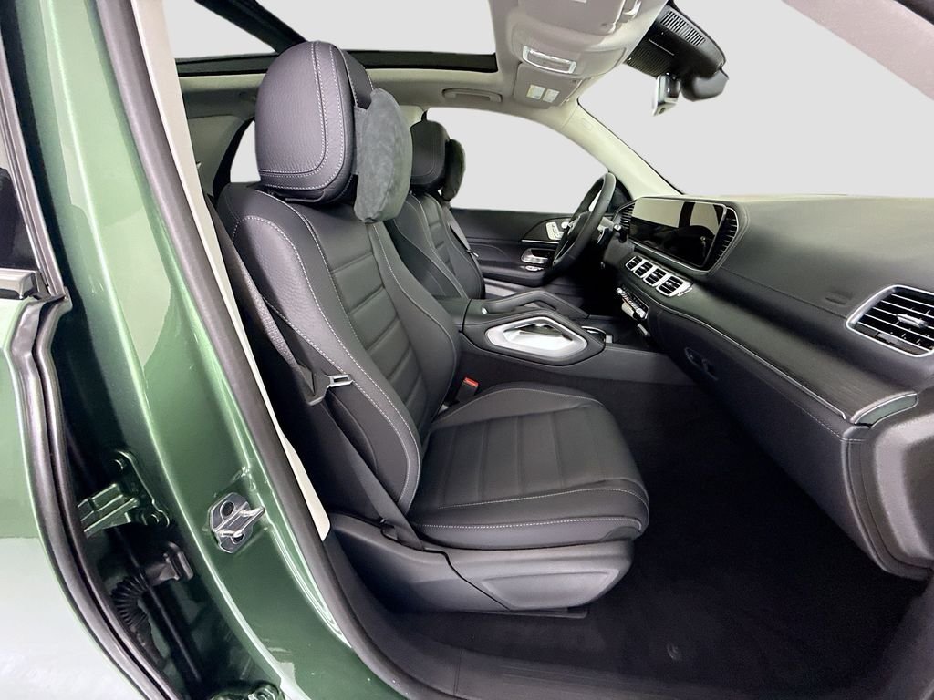 New 2026 MANUFAKTUR Ireland Mid Green Metallic Mercedes-Benz GLE 350 image 21