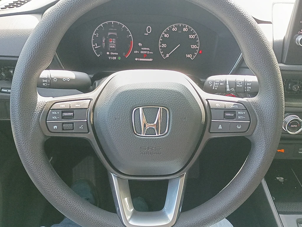Certified Used 2026 PLATINUM WHITE Honda EX image 19