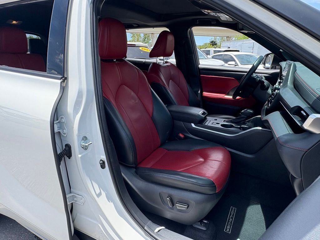 2021 Toyota Highlander XSE - Photo 17