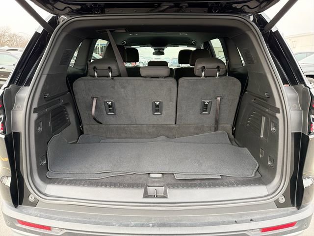 2025 GMC ACADIA - Image 24