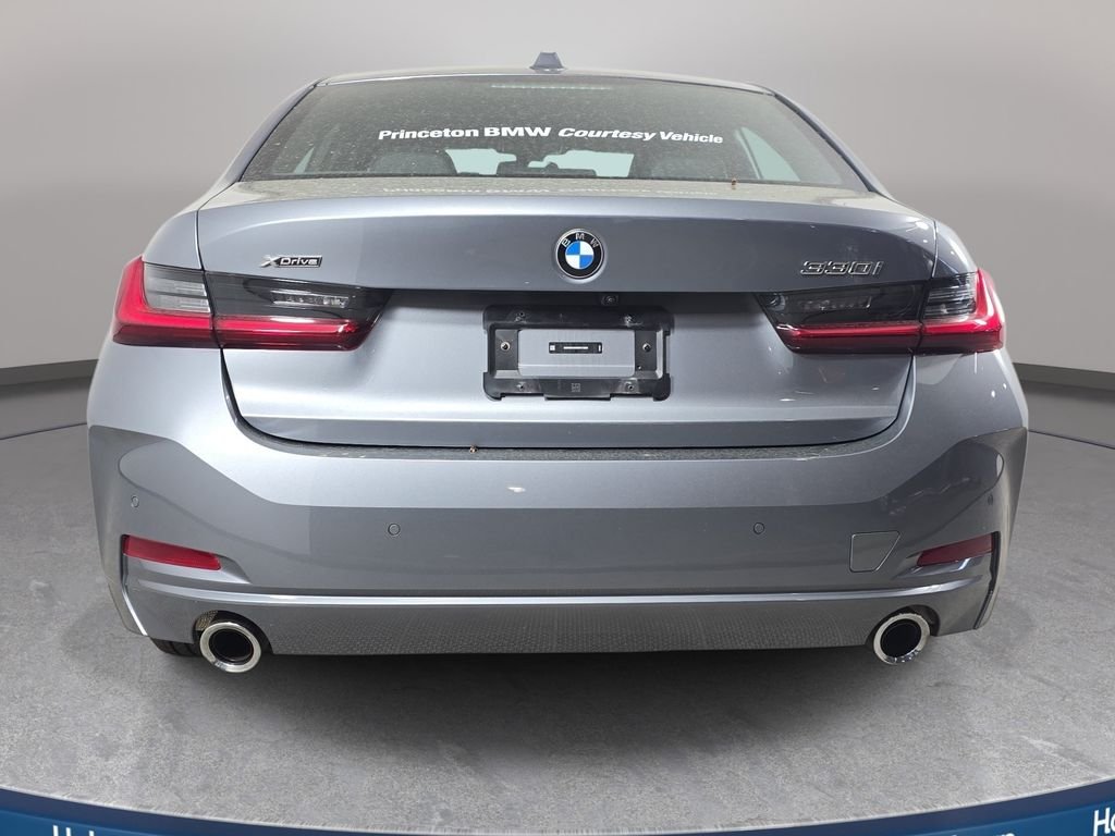 2025 BMW 3 Series 330i - Photo 7