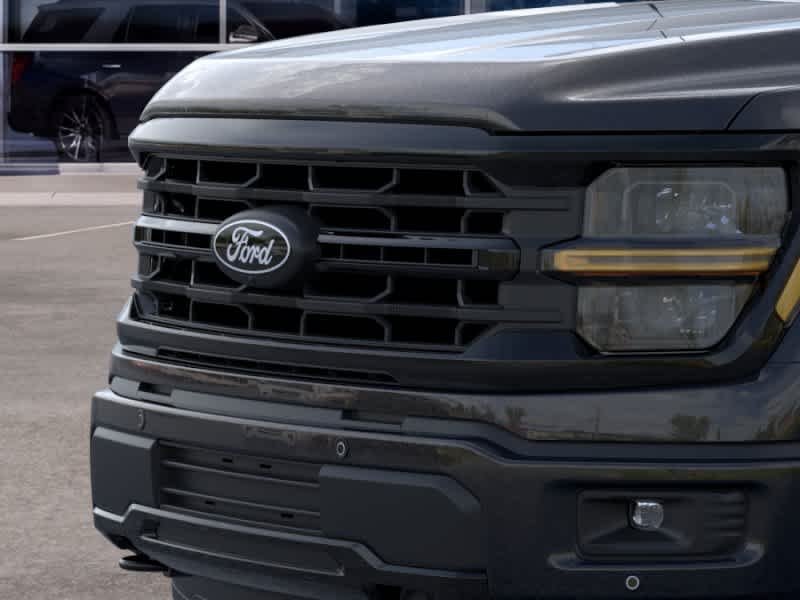 New 2026 Agate Black Metallic Ford XLT image 17
