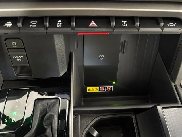 New 2026 Wind Chill Pearl <sup>1</sup> Toyota Tundra Platinum image 14