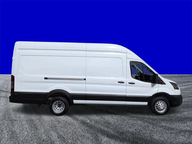 New 2026 White Ford Base image 3