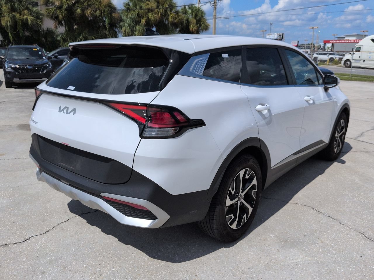 Certified Used 2024 Glacial White Pearl Kia EX image 4