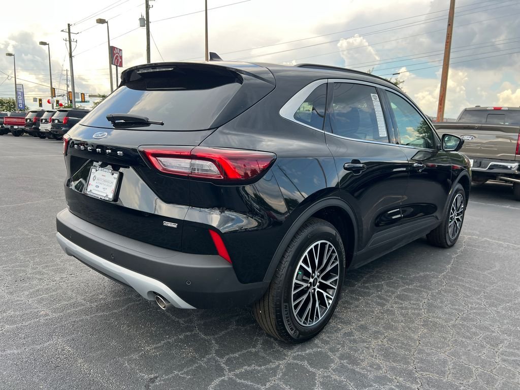New 2026 Black Ford Base image 7