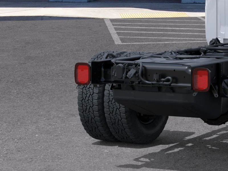 New 2026 Summit White GMC Pro image 11
