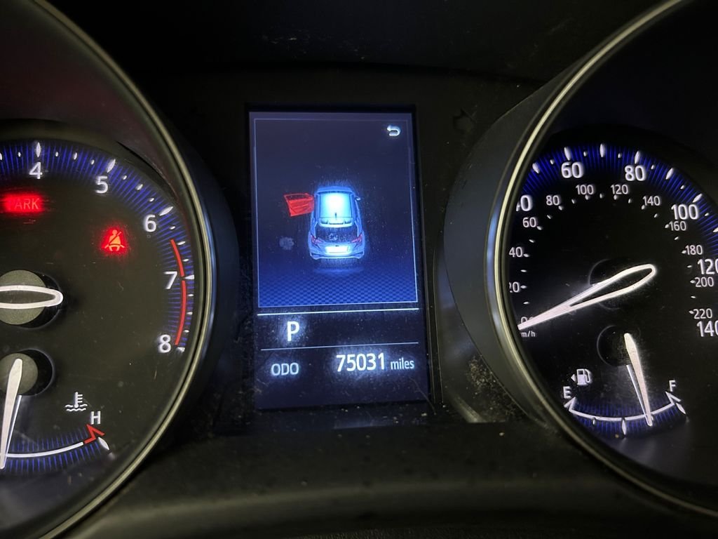 Used 2020 Gray Toyota XLE image 10