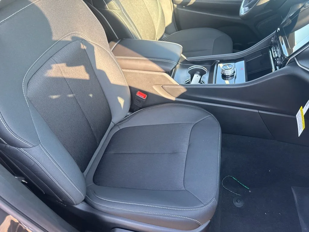 New 2026 Baltic Gray Metallic Clearcoat Jeep Laredo X image 56