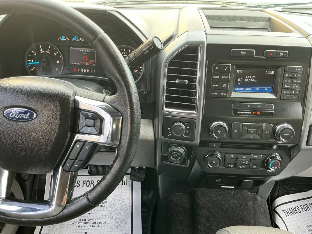 Used 2016 White Ford XLT image 23