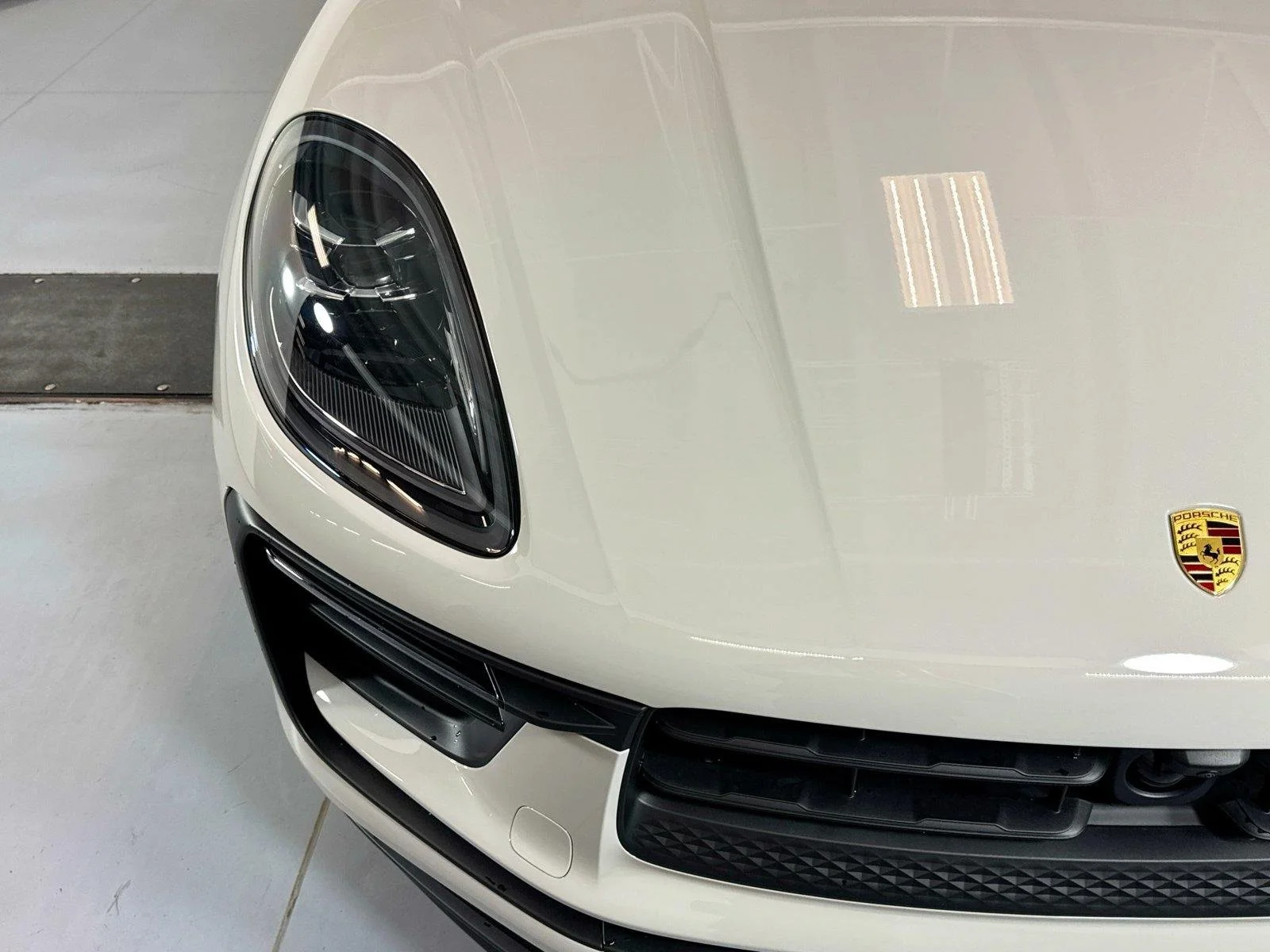 New 2026 Chalk Porsche  image 27