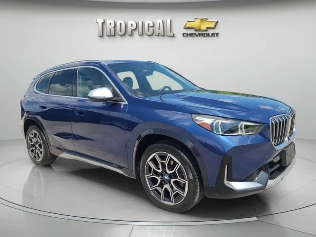 Used 2023 Blue BMW xDrive28i image 7