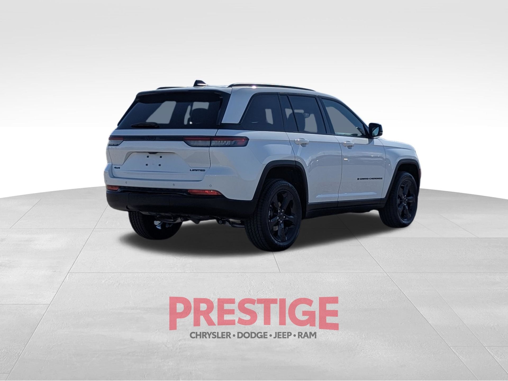 Used 2024 White Jeep Limited image 9
