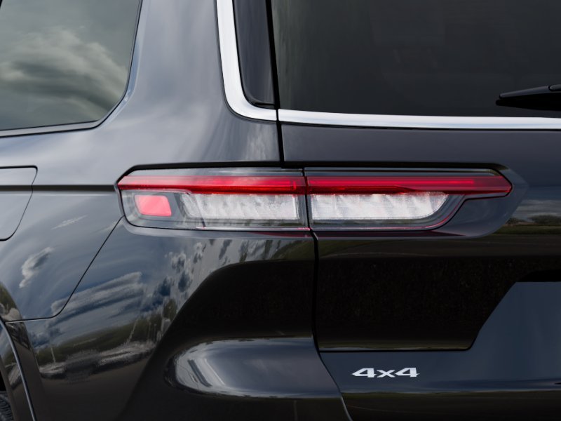 New 2027 Black Jeep Summit image 5