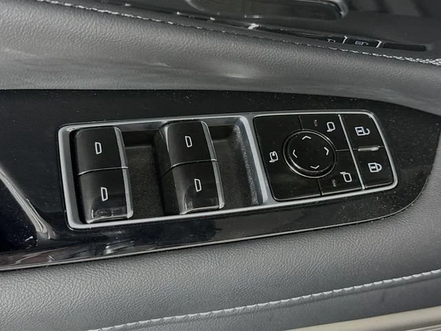 2027 Cadillac OPTIQ Sport - Photo 11