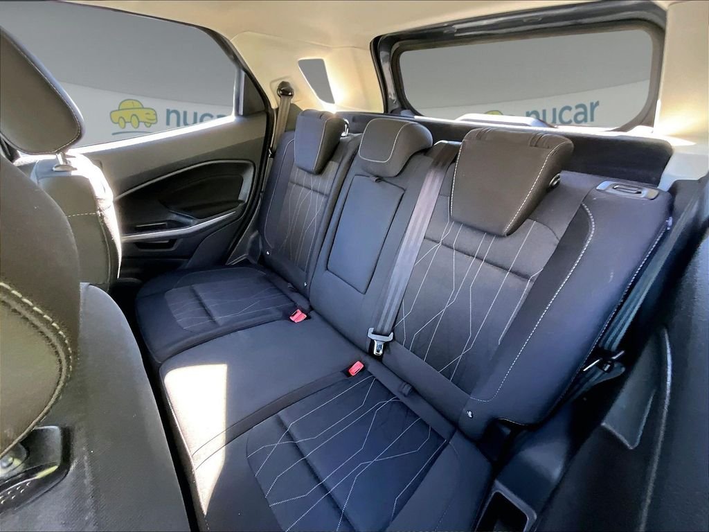 Used 2022 Smoke Metallic Ford SE image 15