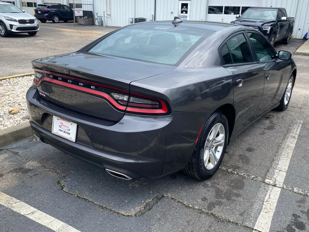 Used 2023 Gray Dodge SXT image 14