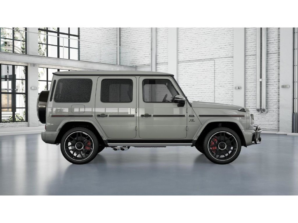 New 2027 MANUFAKTUR Arabian Grey Non- Metallic Mercedes-AMG AMG® G 63 SUV image 43