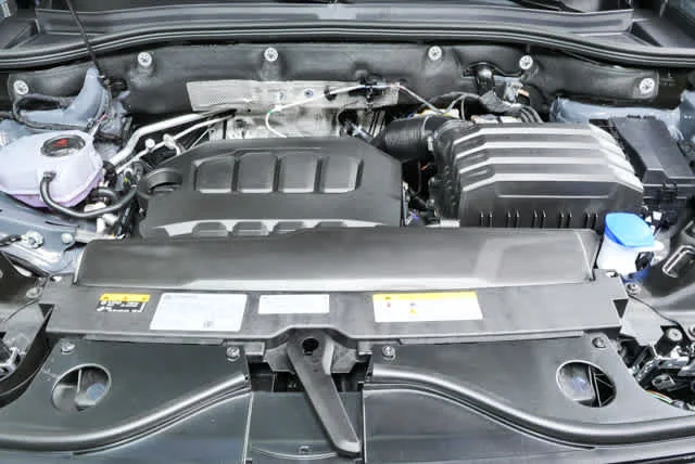 New 2026 Pure Gray Volkswagen 2.0T SE w/Technology image 32
