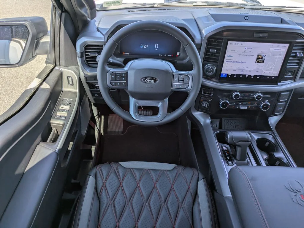 New 2026 Oxford White Ford XLT image 16