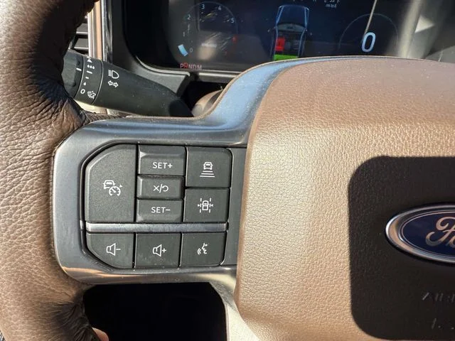 Used 2023 White Ford King Ranch image 29