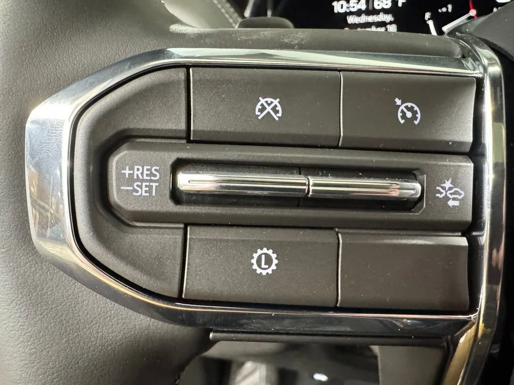 2026 GMC Yukon Denali - Photo 19