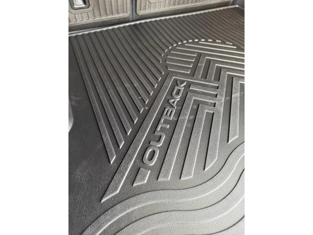 New 2026 ICE SILVER METALLIC Subaru Touring XT image 40