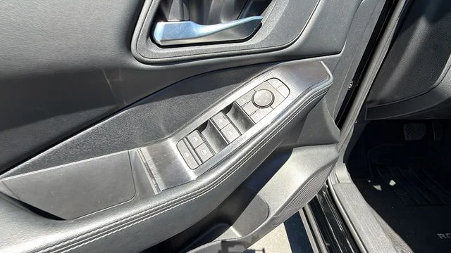 Used 2025 Black Nissan SV image 20
