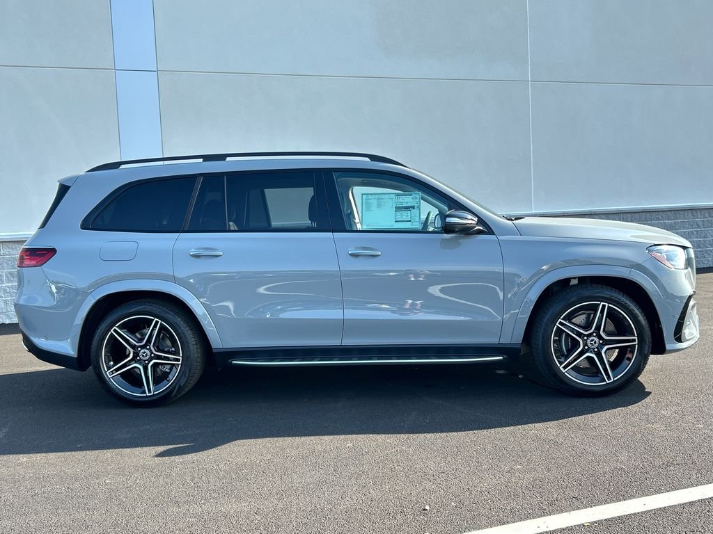 New 2026 MANUFAKTUR Alpine Grey Mercedes-Benz GLS 450 image 9